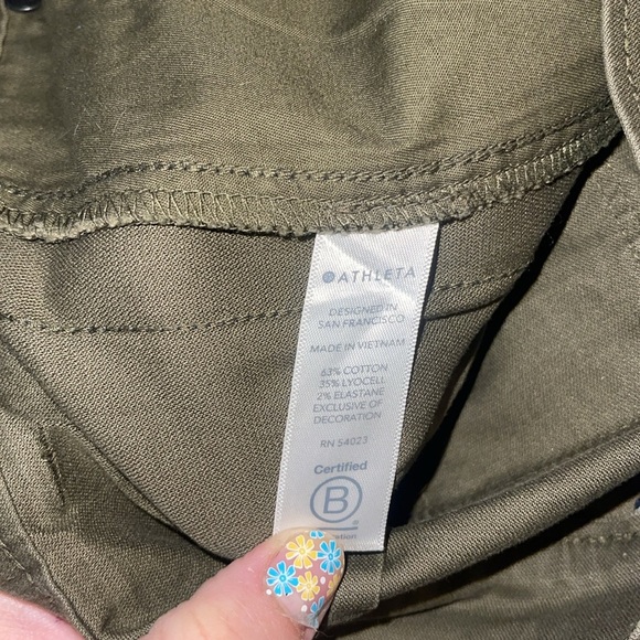 ATHLETA Summit Cargo Pant Olive Green Stripe Relaxed Fit Pants Size 8 - Picture 6 of 7